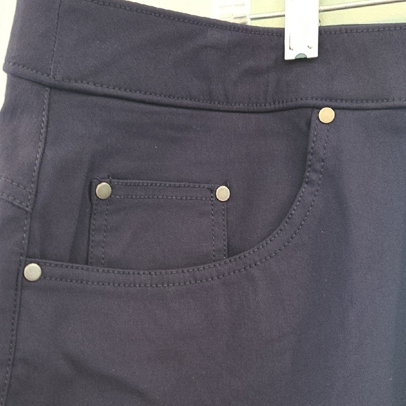 Hearts of Palm Navy Blue Skorts Size 24W New With Tags - Picture 4 of 11